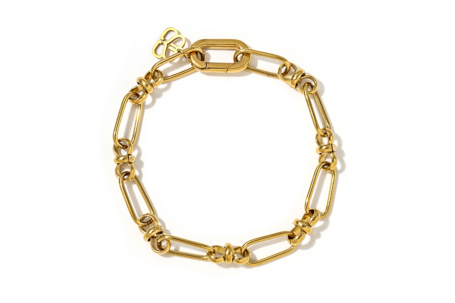 Eleni Gold Oval Chunky Chain Bracelet with twisted connectors and polished 14k gold PVD finish.
