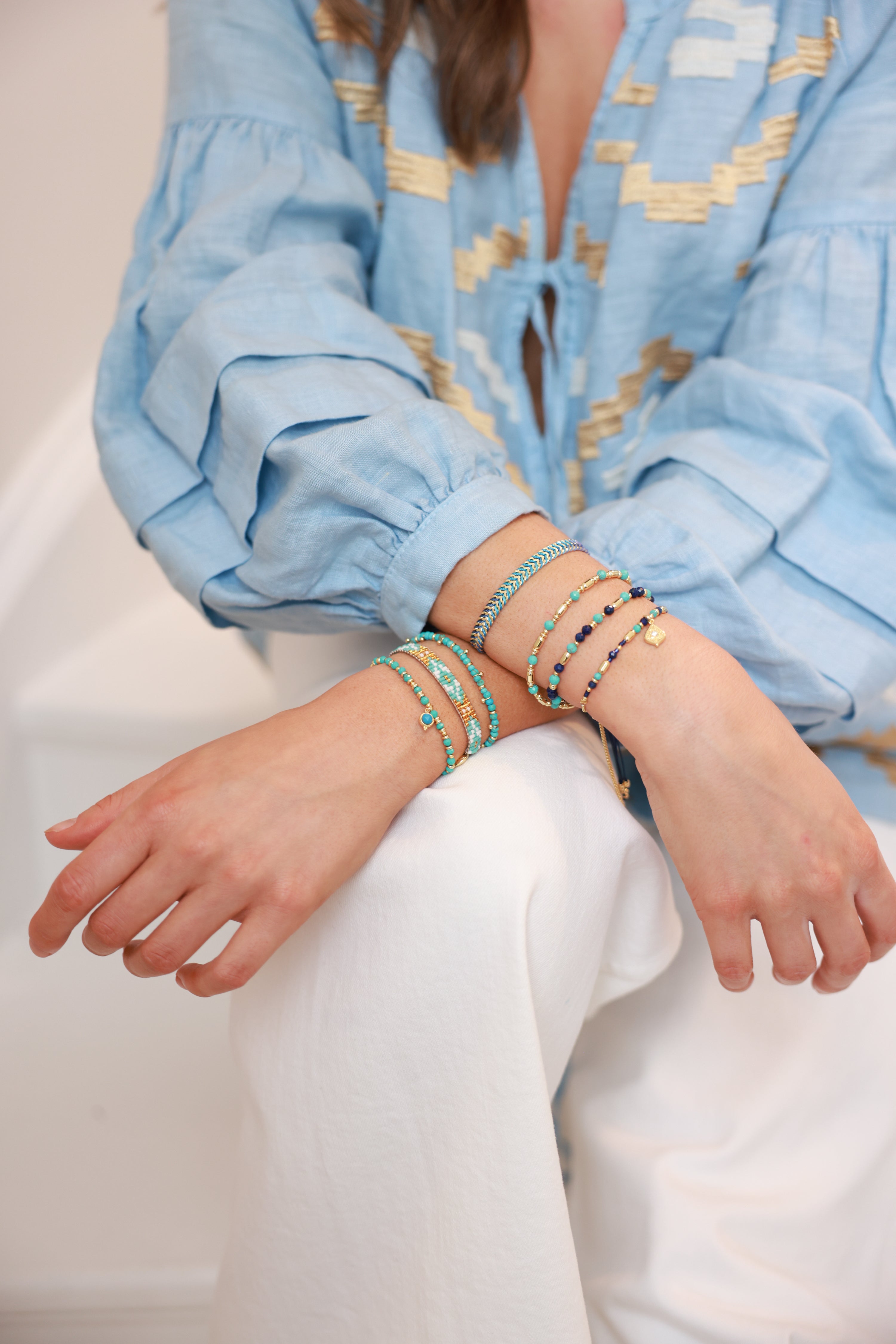 Iztac Blue Ombré Gold Woven Bracelet