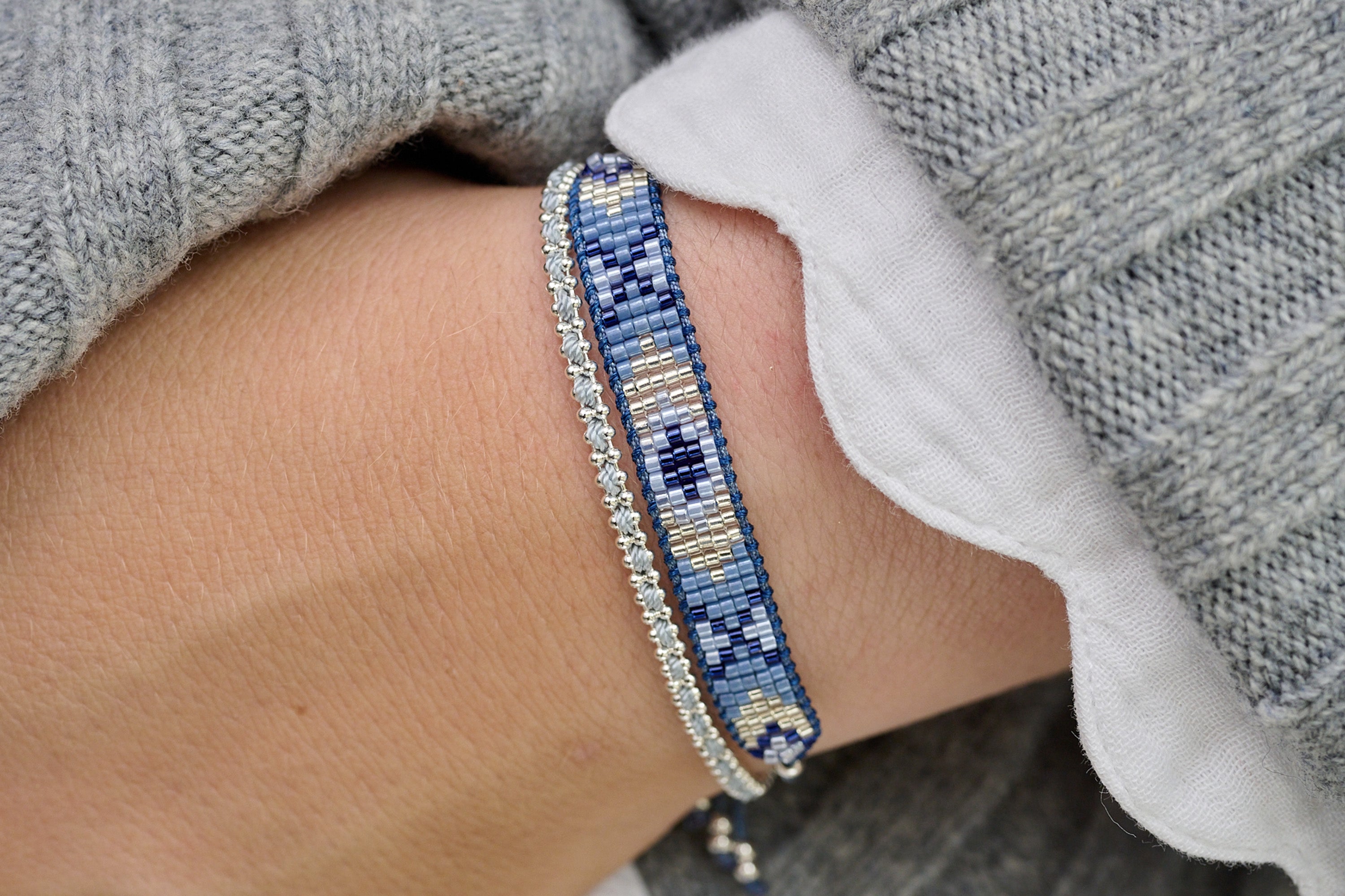 Magic Blue Friendship Beaded Gold Bracelet