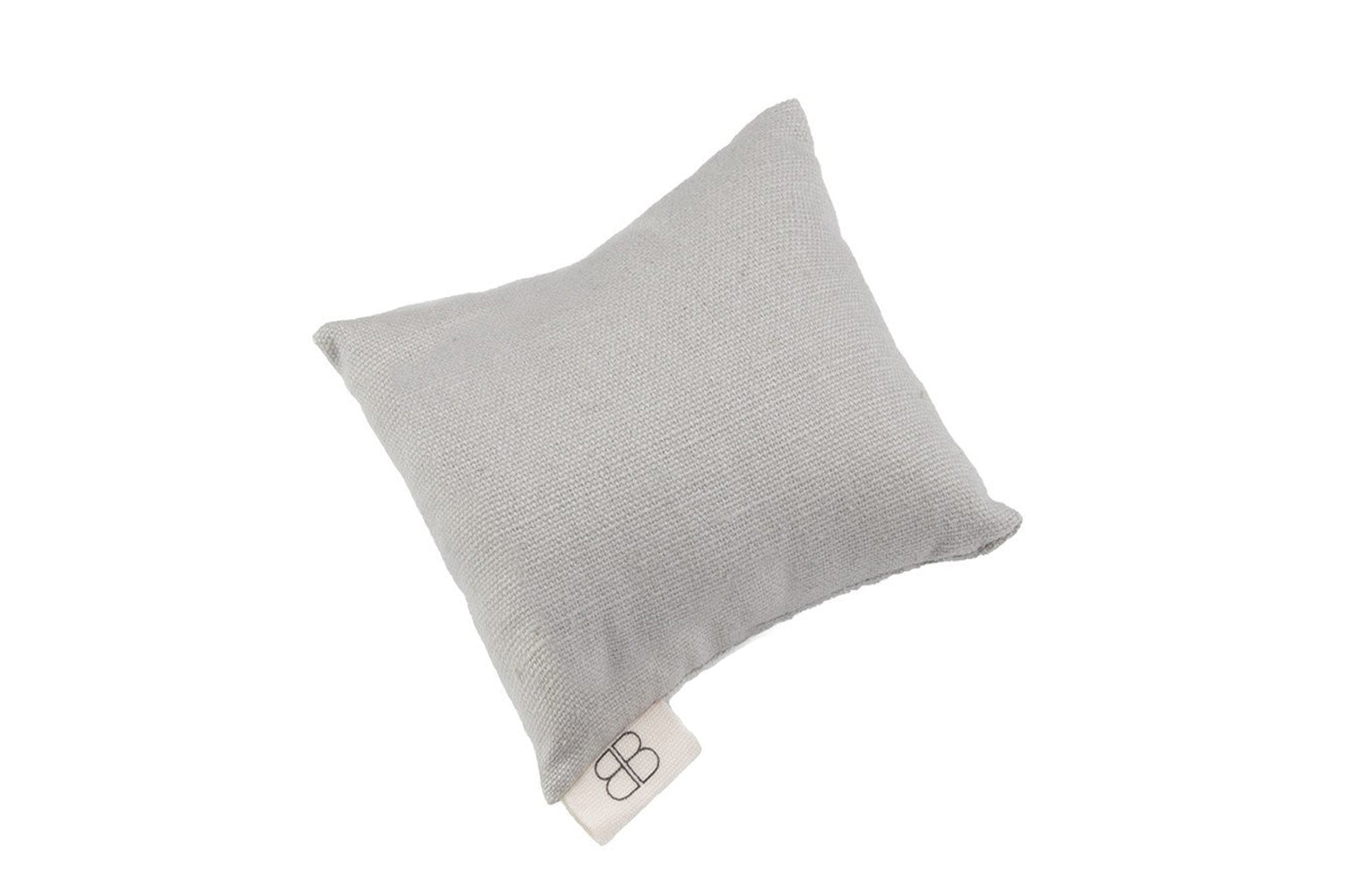 Medium Displaying Cushion