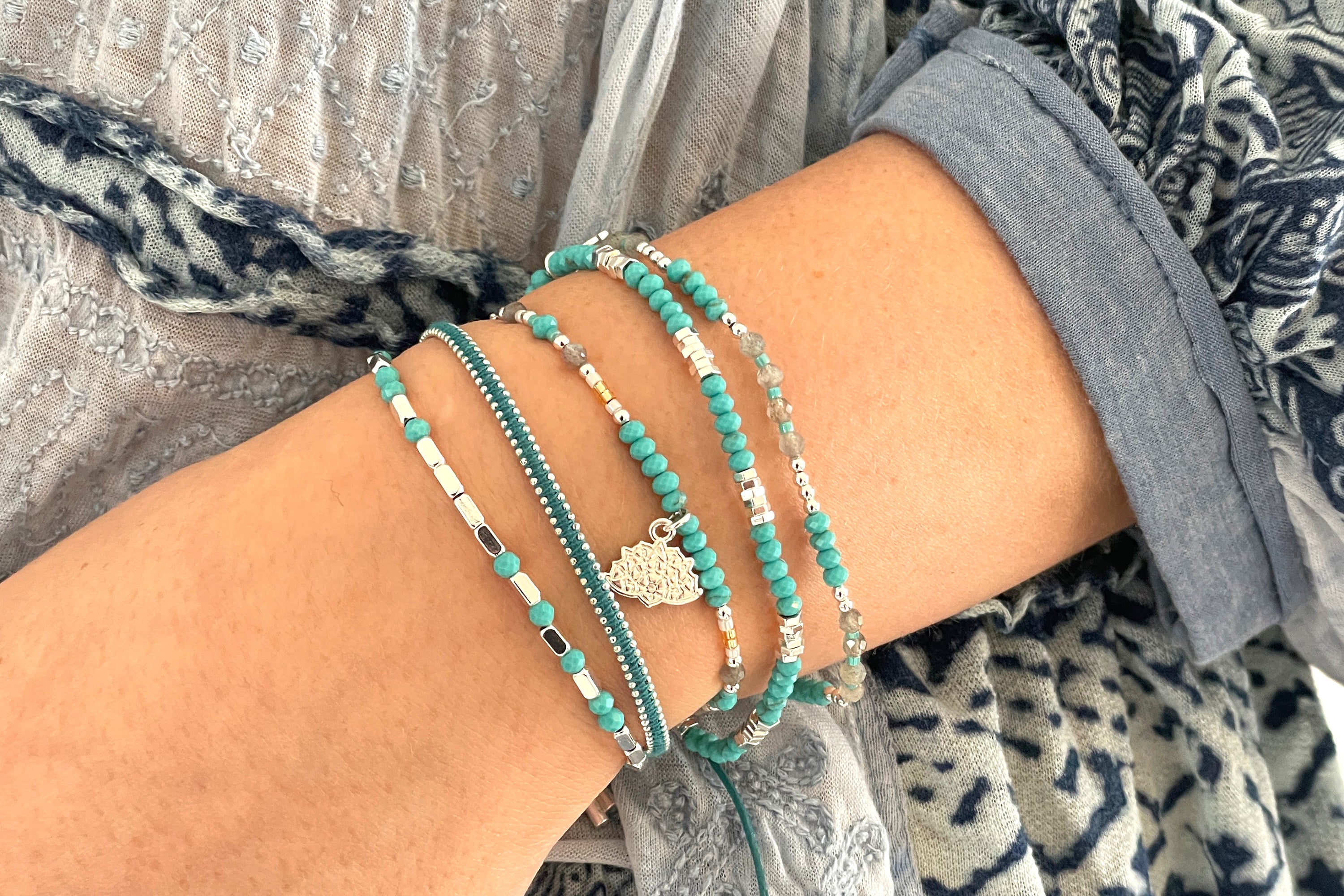 Cerulean Turquoise Silver Stretch Bracelet