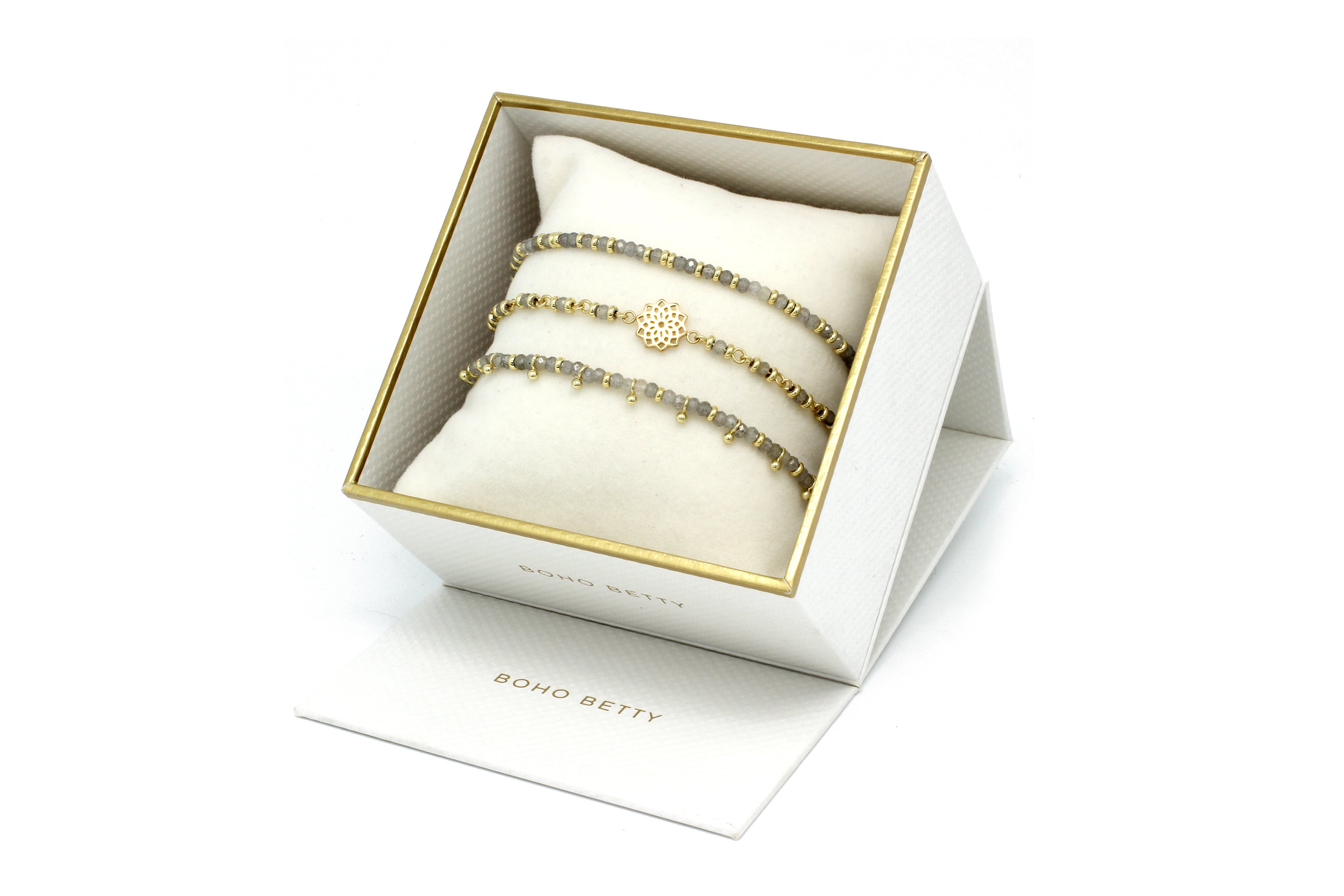 White Bracelet box with Cushion